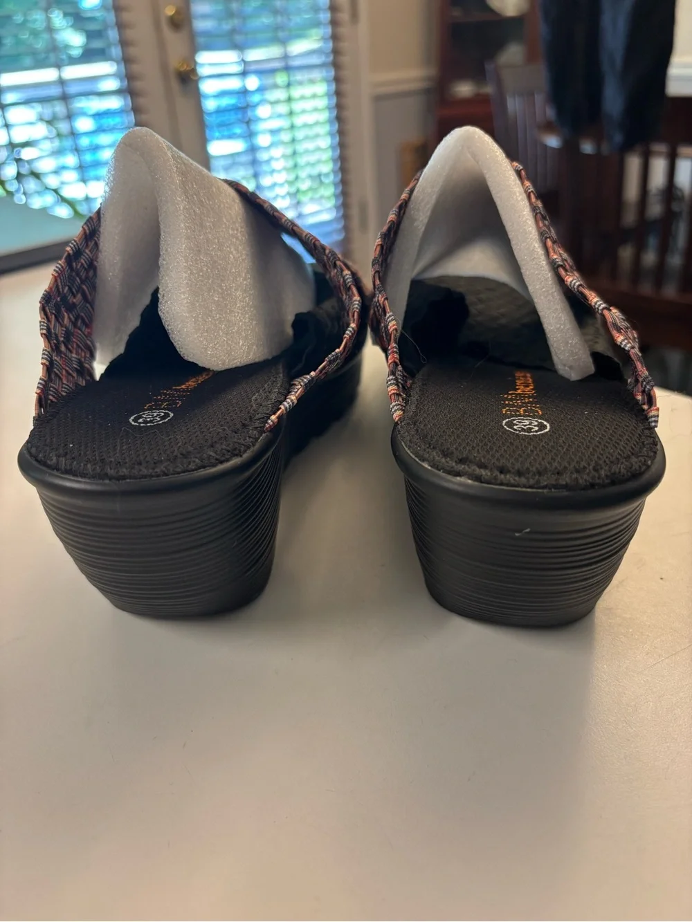 Bernie mev. Bernadette Slip On Wedge Sandals Size 39